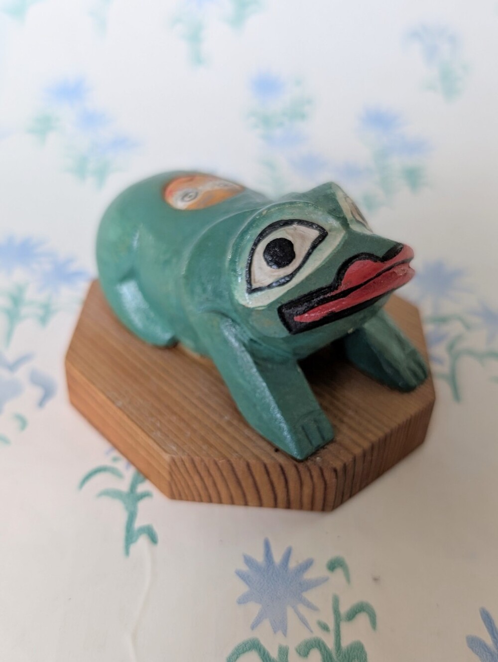 Hand Carved Wood Alaska Spirit Frog Signed Vic Yeoda Hand Painted Art Sculpture
